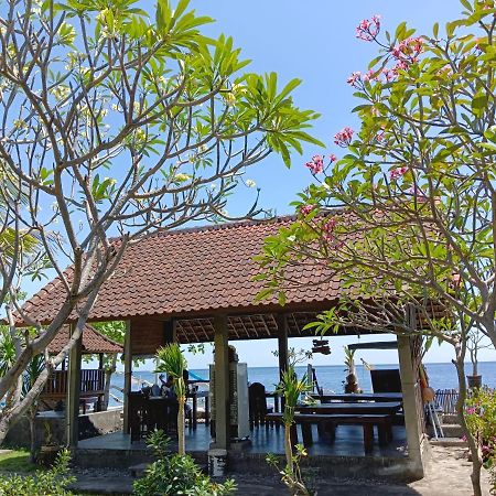 Beach Side Amed Delem Family Ambat Exterior photo
