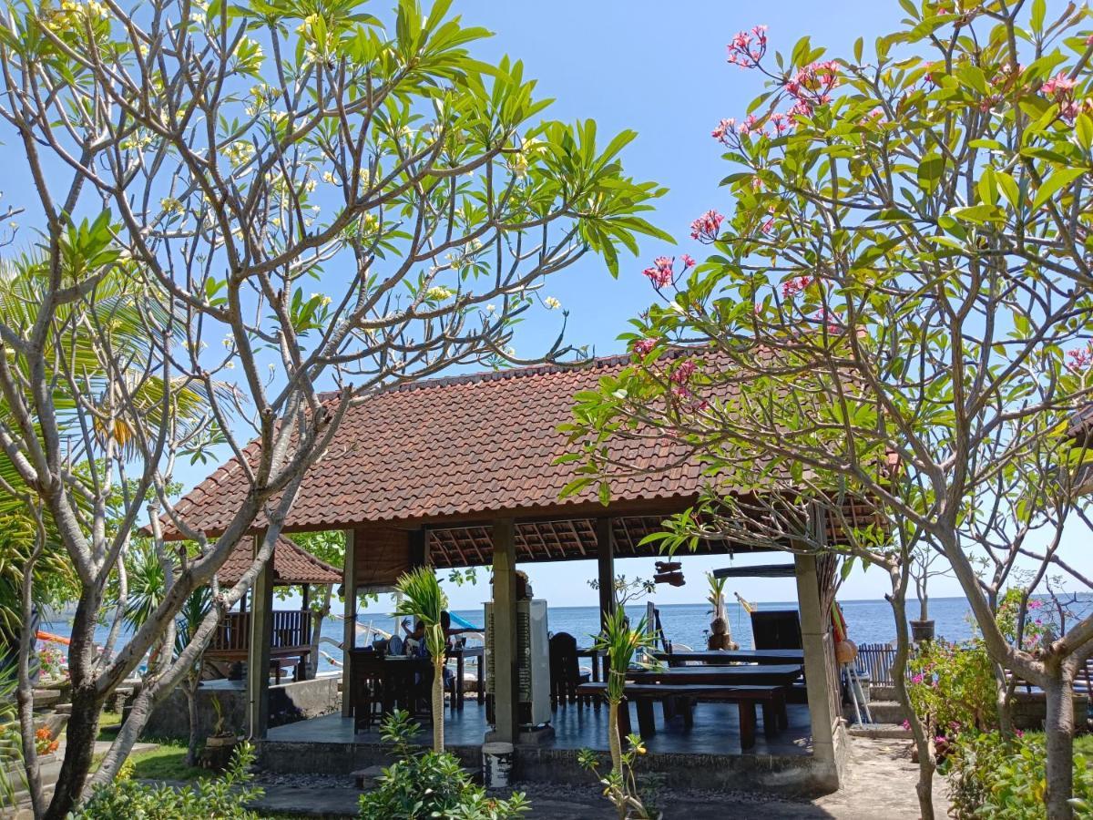 Beach Side Amed Delem Family Ambat Exterior photo