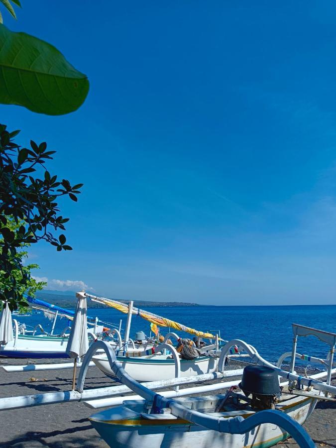 Beach Side Amed Delem Family Ambat Exterior photo